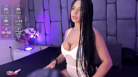 Isis Larah online show from November 12, 4:54 am