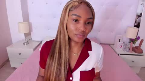 Vanessa online show from November 25, 11:12 am