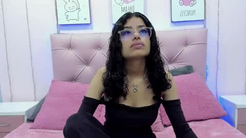 Issa  online show from September 24, 2:54 am