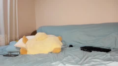 Issabelle online show from December 22, 10:07 am