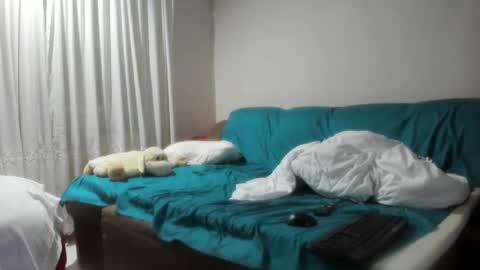 Snapshot of issabelle_69 chatting on February 11, 6:19 am Issabelle online show from February 11, 6:19 am