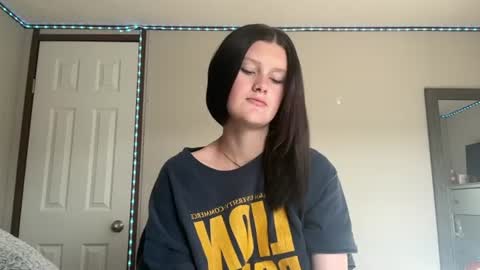 itsKaylaaa online show from July 3, 11:33 pm
