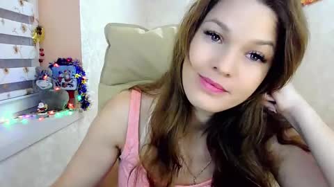 Snapshot of itslunaday chatting on January 4, 3:07 pm itslunaday online show from January 4, 3:07 pm