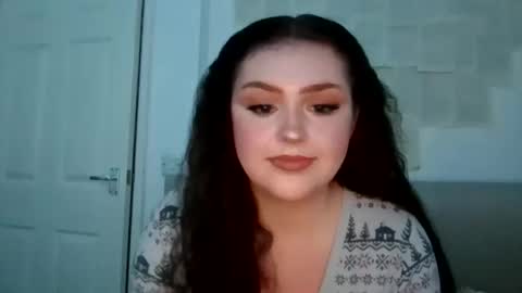 itslunahaze online show from January 9, 12:04 am