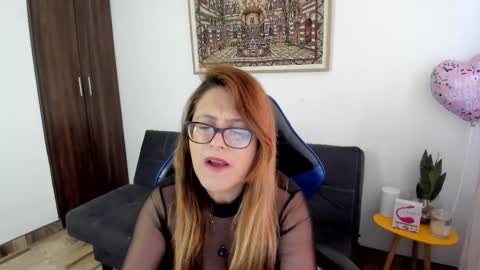 Snapshot of ivette_shaira chatting on March 10, 11:45 am IVETTE online show from March 10, 11:45 am
