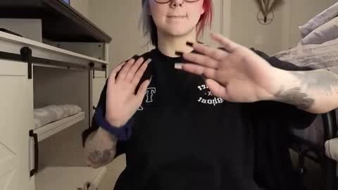 ivey jade online show from October 23, 5:13 am