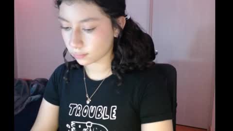 ivonny111 online show from November 25, 5:31 am