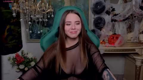 Snapshot of ivorywood_ chatting on October 21, 12:31 pm ivorywood_ online show from October 21, 12:31 pm