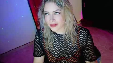 Diana Rojas  online show from November 24, 1:29 am