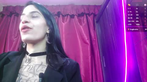 Ivy online show from October 21, 1:53 am