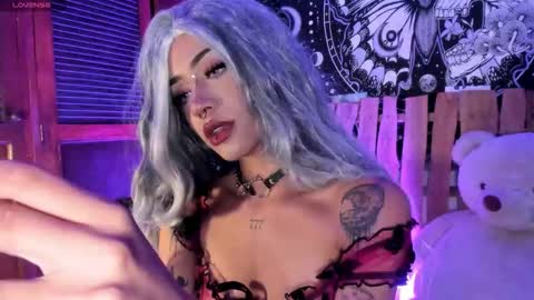 Ivy bank   online show from December 19, 7:39 pm