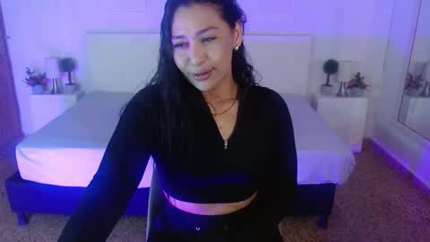 ivyshine7 online show from January 7, 7:17 pm