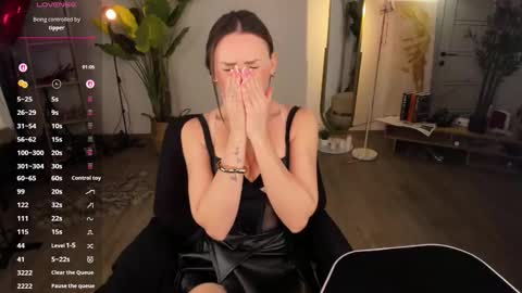 jacqui online show from February 23, 12:55 am