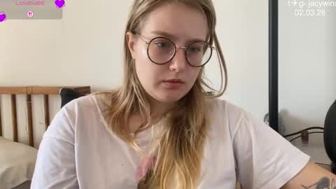 jacywinslat online show from March 2, 7:59 am