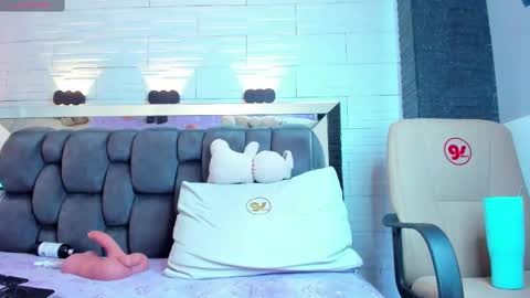 Snapshot of jade_heartt chatting on September 25, 9:01 pm JADE online show from September 25, 9:01 pm