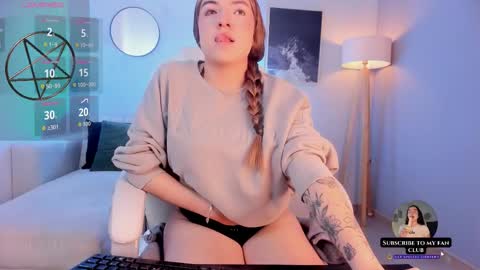 Snapshot of jade_vela chatting on September 29, 6:46 pm jade_vela online show from September 29, 6:46 pm