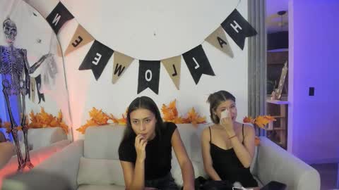 Snapshot of jade_ws chatting on October 9, 2:05 am Jade online show from October 9, 2:05 am