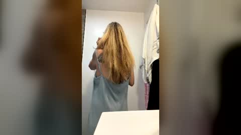 jademonroe0522 online show from June 16, 11:00 am