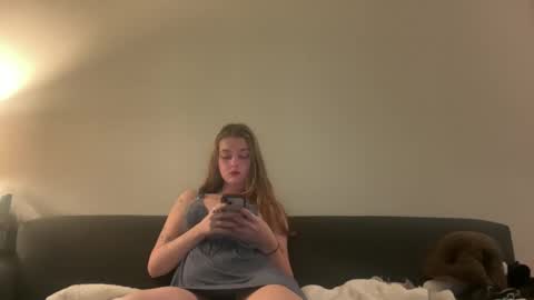 Jade 3 online show from March 29, 2:43 am