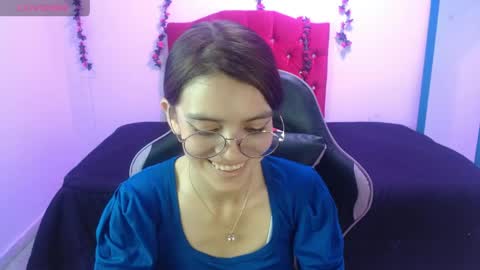 jaide387017 online show from May 26, 9:14 pm