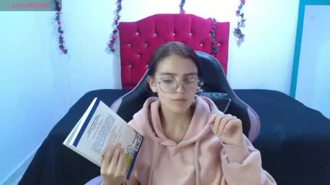 jaide412638 online show from May 27, 9:34 pm