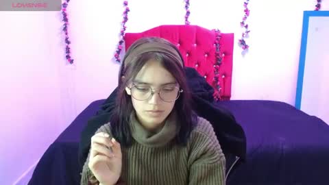 jaide412638 online show from June 5, 9:32 pm