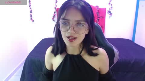 jaide412638 online show from May 4, 8:56 pm