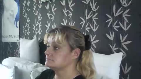 JAKKI LOUISE pornstar online show from November 6, 1:17 pm