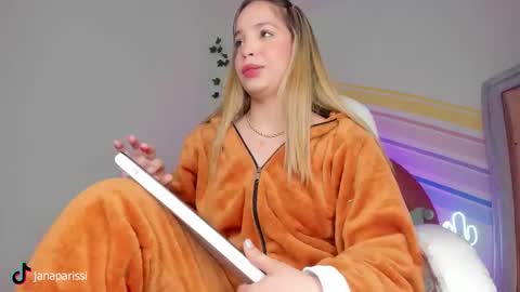 Jana online show from December 17, 9:52 pm