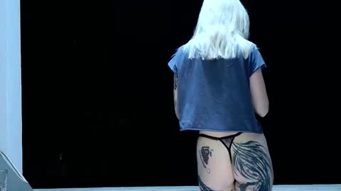 jane_margol1s online show from March 6, 9:43 pm