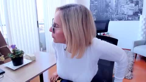 JANE TURNER MILF online show from January 7, 1:14 pm