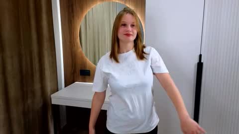 Snapshot of janharens chatting on October 28, 4:35 pm Call me Eva online show from October 28, 4:35 pm