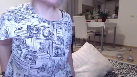 Snapshot of jaqueline88 chatting on February 22, 3:23 am jaqueline88 online show from February 22, 3:23 am