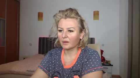 Snapshot of jaqueline88 chatting on January 21, 6:11 am jaqueline88 online show from January 21, 6:11 am