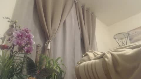 Snapshot of jaqueline88 chatting on February 17, 6:17 pm jaqueline88 online show from February 17, 6:17 pm