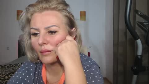 Snapshot of jaqueline88 chatting on January 3, 1:38 am jaqueline88 online show from January 3, 1:38 am