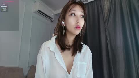 Jasmine online show from June 1, 7:04 pm