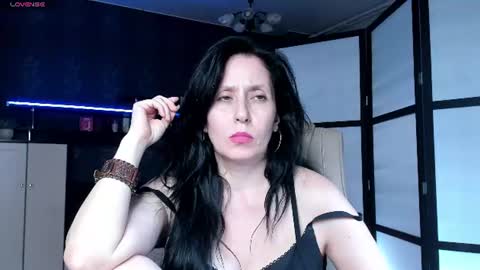jasmin_milf online show from July 7, 8:11 pm