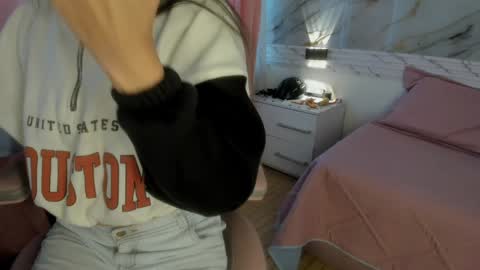 Jas online show from January 9, 1:45 pm