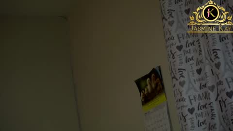 Snapshot of jasminekay chatting on March 1, 2:26 am JasmineKay online show from March 1, 2:26 am