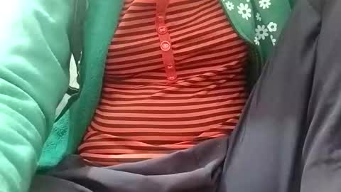 jasspreettt online show from November 19, 3:39 am