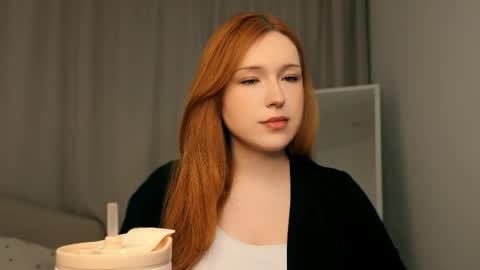 your Bella  online show from May 11, 1:46 pm