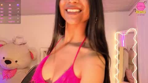 Jazmin  online show from October 24, 11:50 am