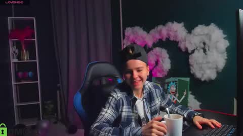 jean_wilsons online show from September 10, 3:06 am