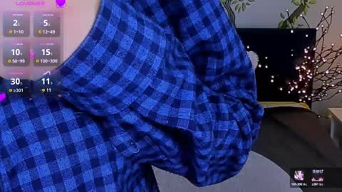 Snapshot of jeanniefox_ chatting on March 4, 7:30 am jeanniefox_ online show from March 4, 7:30 am
