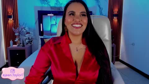 Jeen Taylor online show from November 29, 9:08 pm