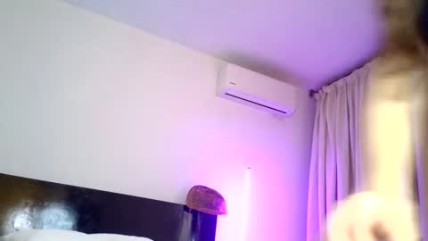 Greys online show from March 18, 10:15 pm