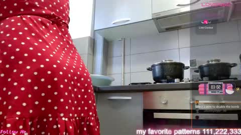 jen online show from February 11, 7:54 am