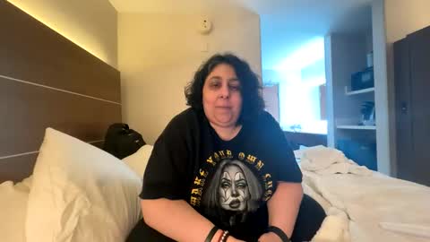  Dragon Queen. Be my Dragon --  and  online show from October 5, 12:26 am