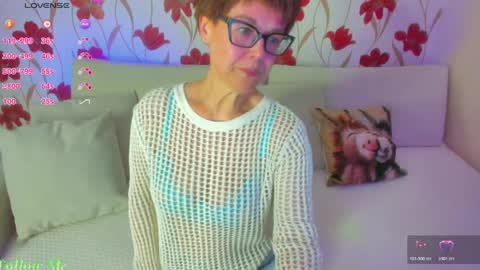 Jenn online show from April 2, 1:19 pm